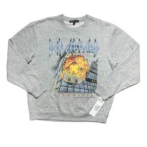 The Vinyl Icons “Def Leopard” Gray Crewneck Sweater S